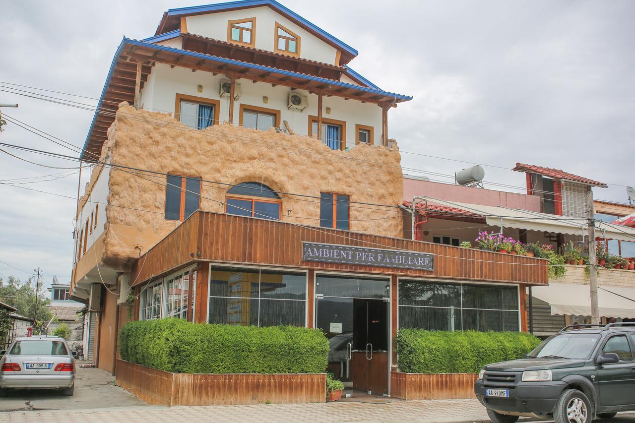 Hotel Shpella เบราท ภายนอก รูปภาพ